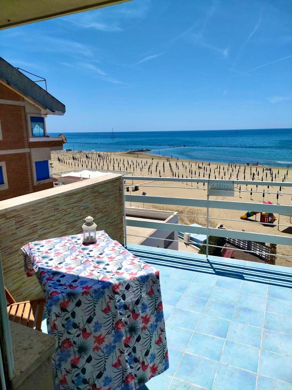 Appartement Sinfonia Del Mare à Nettuno Extérieur photo
